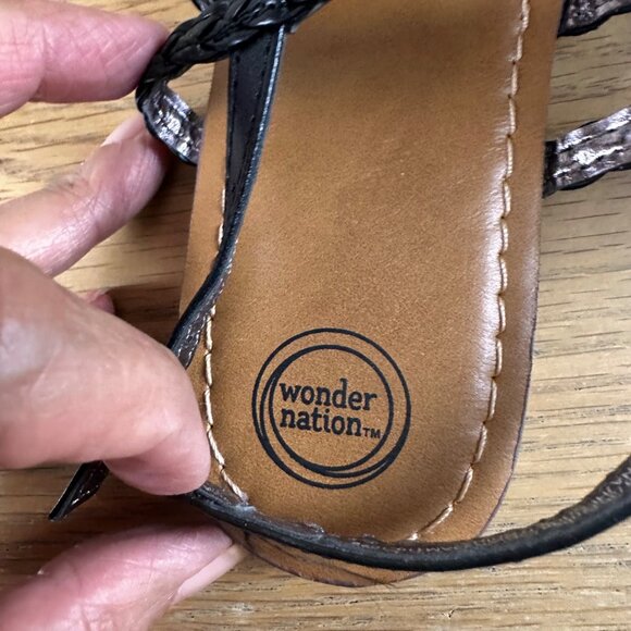 Wonder Nation Size 4 Slip On Thong Strappy Braided Sandals Black - Picture 7 of 8